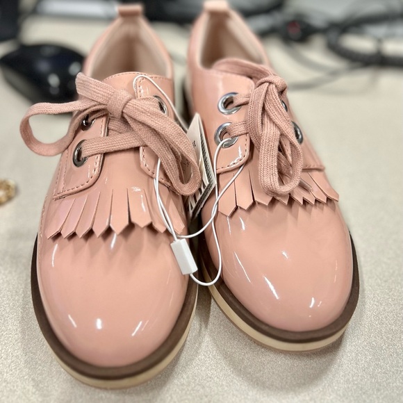 Zara Kids patent Pink oxfords size 2 - Picture 4 of 5